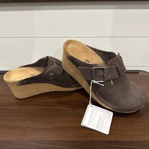 Papillio by Birkenstock Suede Fanny Wedge Clogs EU 39 Women US 8 Roast Color